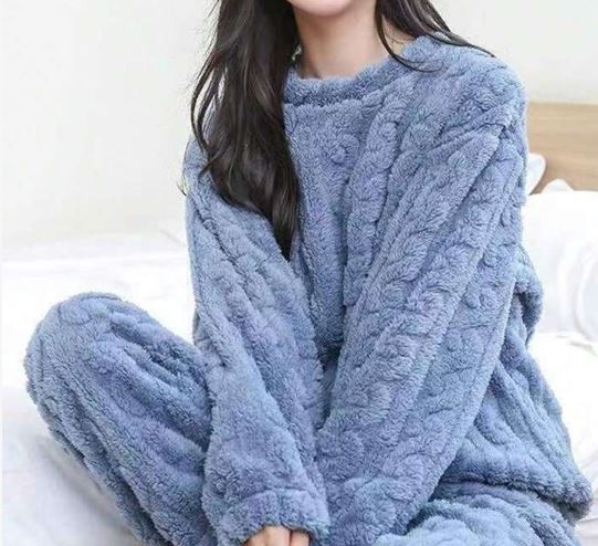 Alyssa -  Fleece Pyjama Set